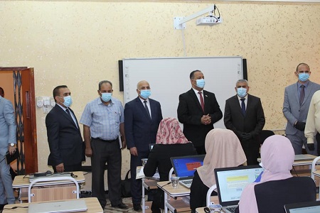 الإمتحان التنافسي للطلبة المتقدمين للدراسات العليا / الماجستير
